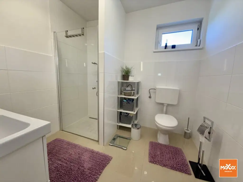 Provisionsfrei! Modernisiertes Einfamilienhaus mit 5 Zimmern & großem Keller!