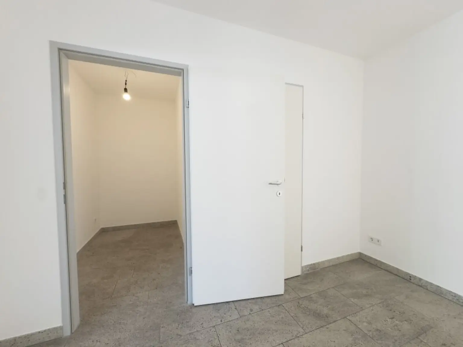 Neubau: Ruhige Lage nahe Lugner City | Top-Grundriss & Stellplatz im Kaufpreis inkludiert