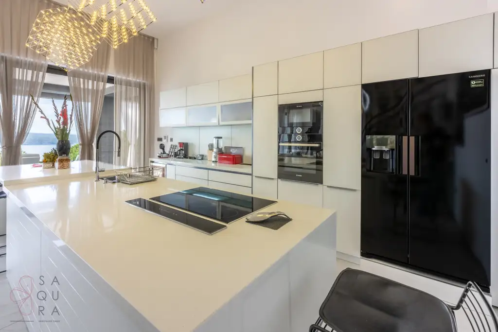 Eleganz mit Meerblick – Ihre Traumvilla in Crikvenica