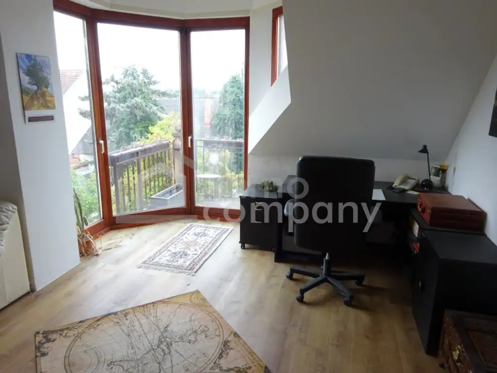 Exklusives Reihenmittelhaus in 1130 Wien – 10 Zimmer, Garten, Balkone- barrierefrei!