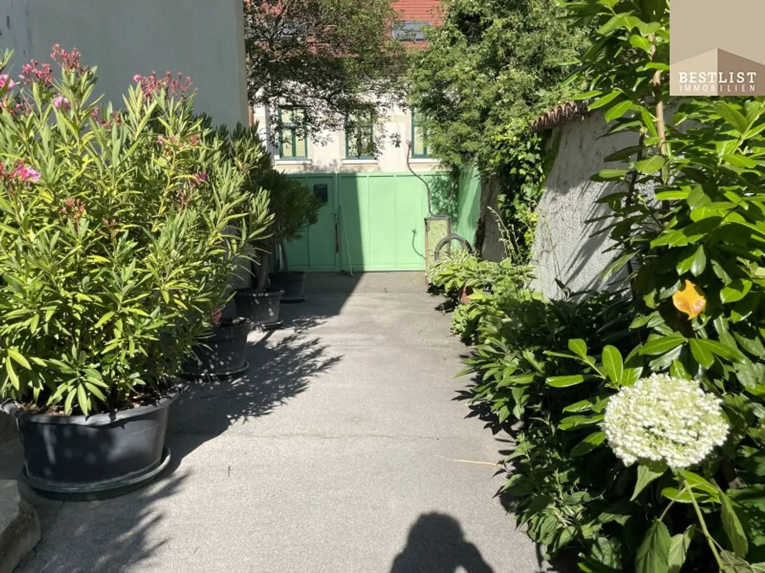 Haus mit Innenhof - Leesdorf