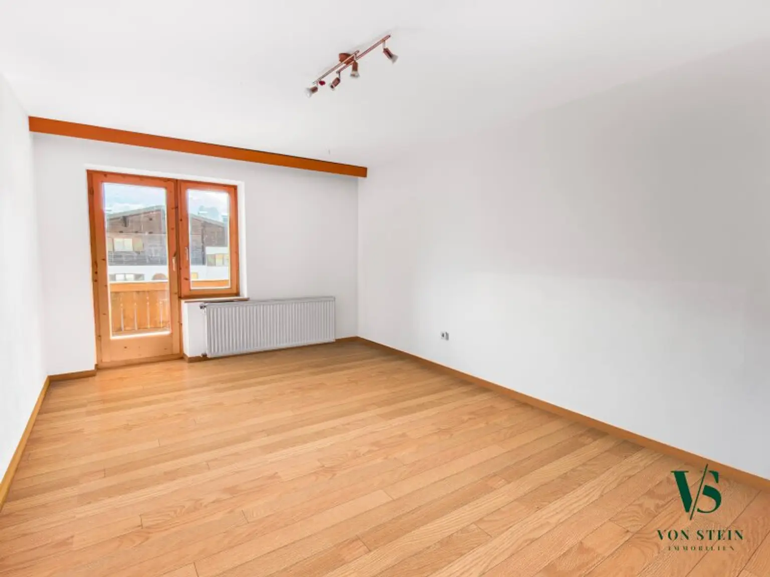 Bestehendes Wohnhaus mit Ausbau- & Neubauoption in Toplage