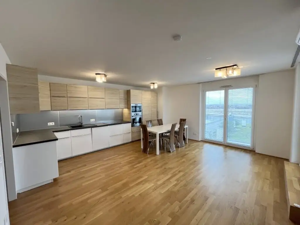 *** DACHTERRASSEN TRAUM *** TERRASSE + BALKON *** TOLLER FERNBLICK ***