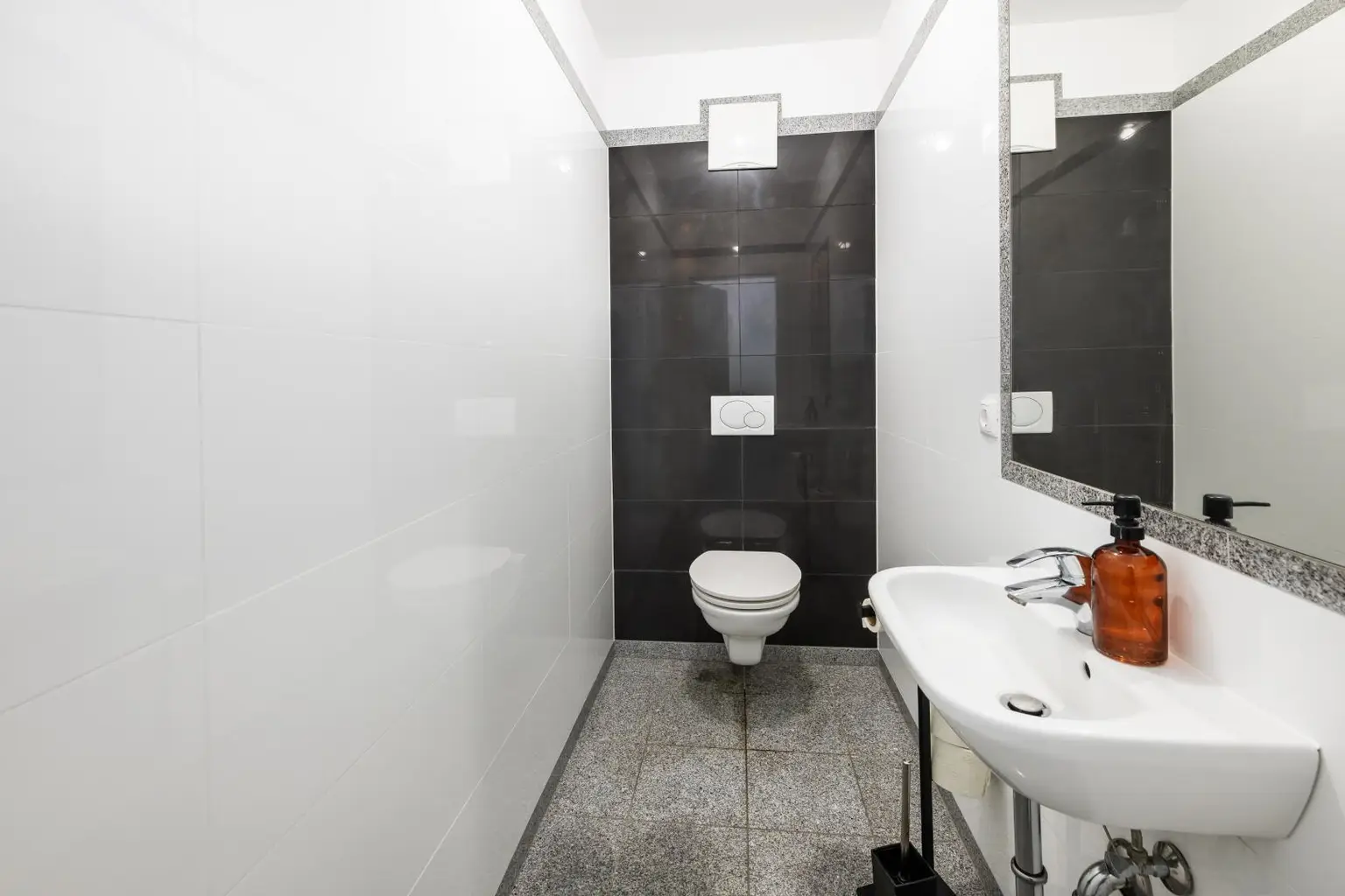 Separates WC