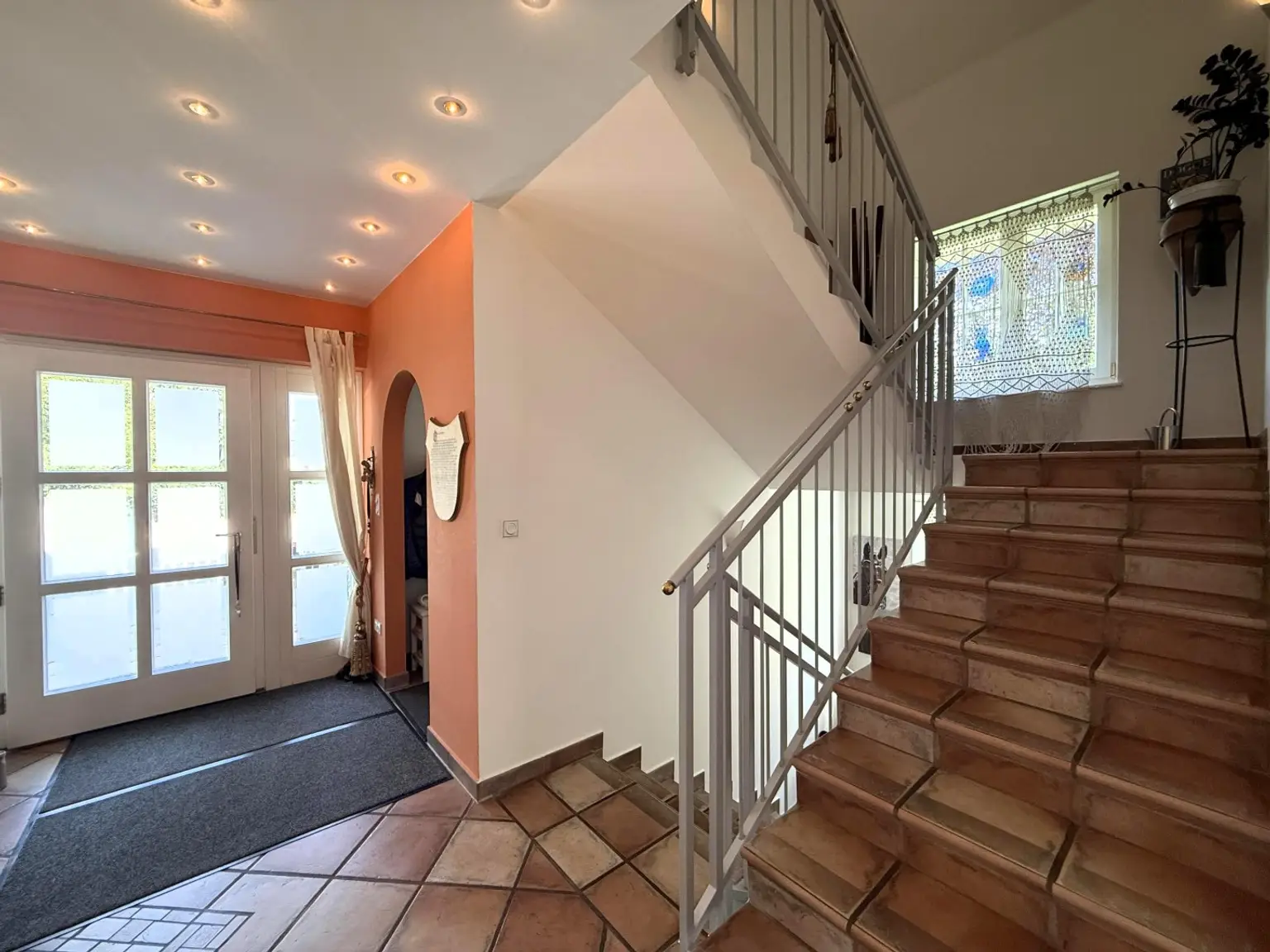 Exklusive Doppelhaushälfte in Massivbauweise in Enzesfeld // Exclusive semi-detached house in solid construction in Enzesfeld //