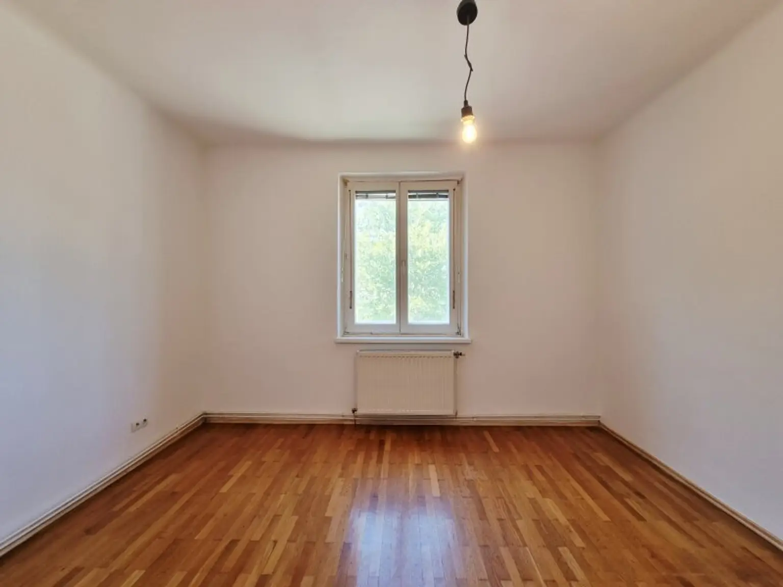 Sonnige 2-Zimmer Wohnung! Und angenehm ruhig ist es hier