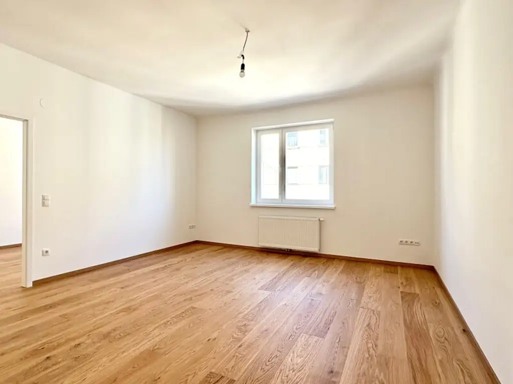 WUNDERSCHÖN SANIERTE WOHNUNG DIREKT AM AUGARTEN - ANKOMMEN UND WOHLFÜHLEN!