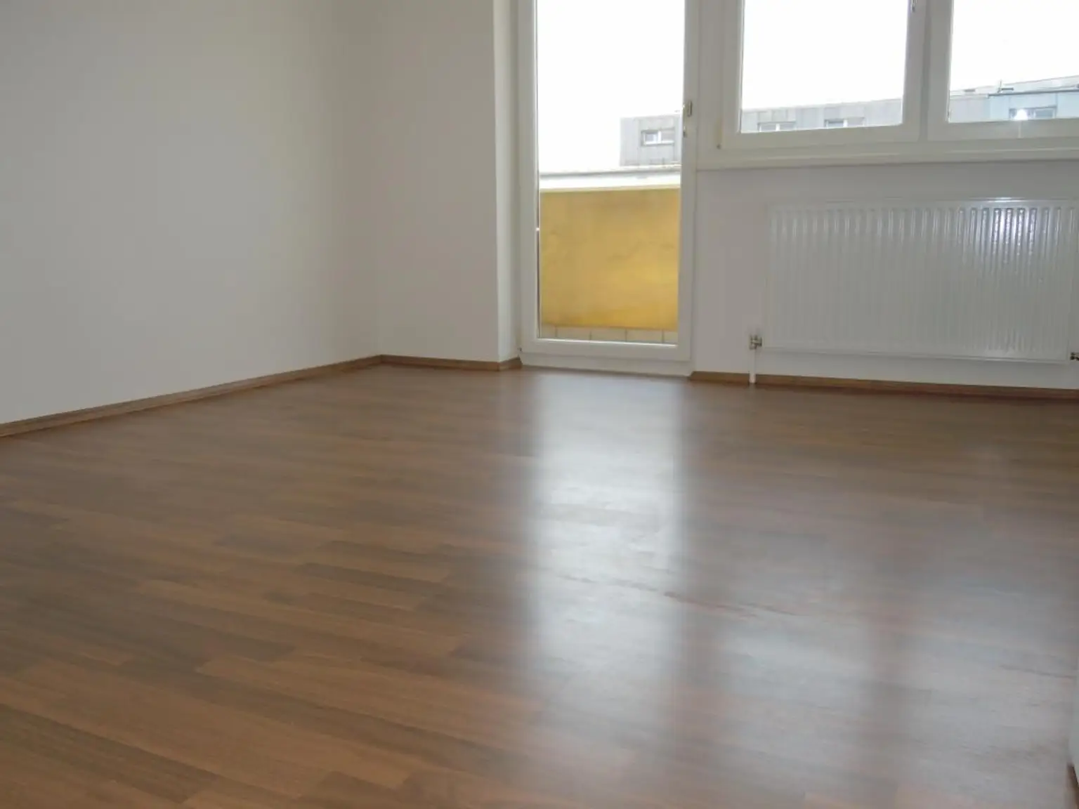 Helle 3-Zimmer-Wohnung mit Balkon