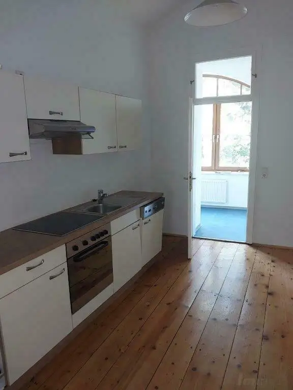 Provisionsfrei: großzügige 2-Zimmer-Altbauwohnung in TU-Nähe
