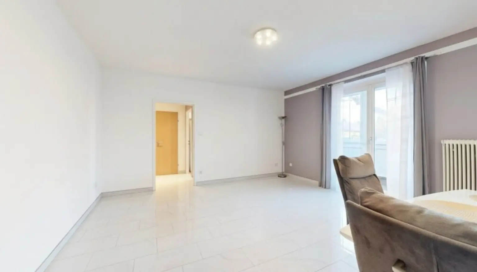 Beispielbild leeres Wohnzimmer