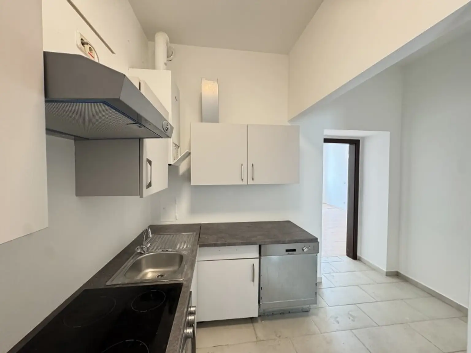 *Zentral gelegene 2-Zimmer-Wohnung in Margareten – Ideal zum Sanieren und Gestalten!*