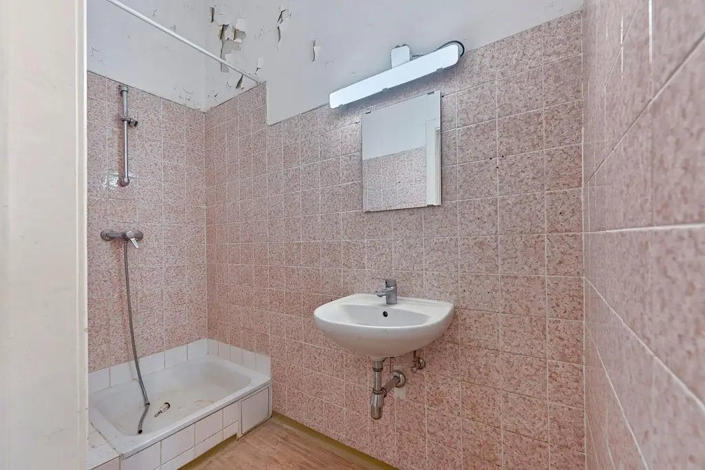 Altbaucharme mit großem Potenzial – 5-Zimmerwohnung im Herzen von Margareten