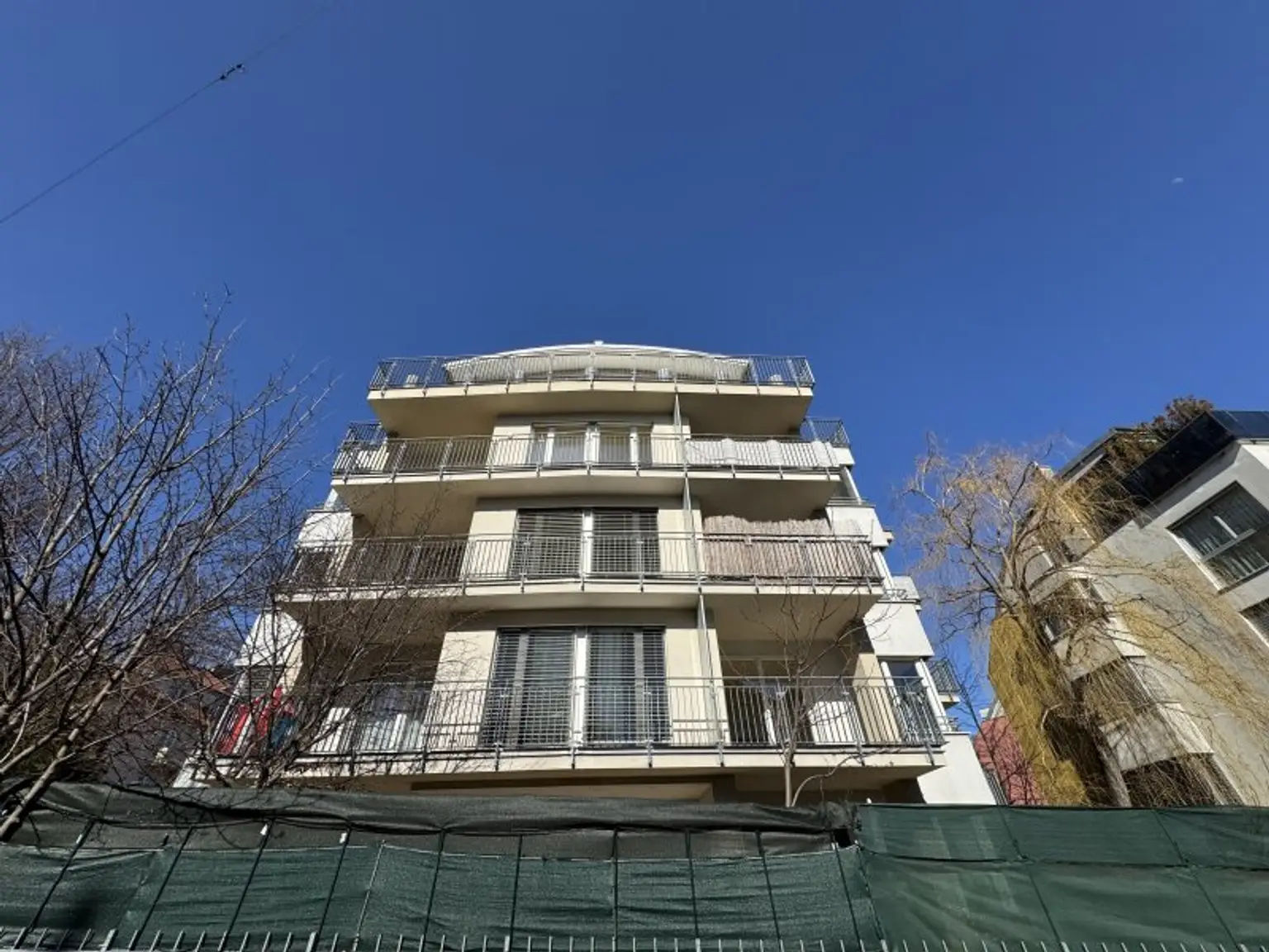 *Traumhafter Familienhit mit 2 Balkonen im Herzen von Döbling – Ihr neues Zuhause!*