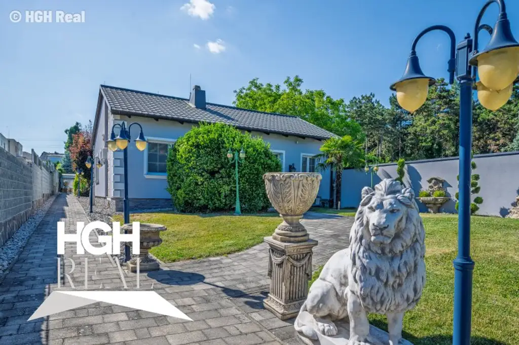 2405 Bad Deutsch-Altenburg Stilvoll wohnen - modernisiertes Einfamilienhaus im Bungalow-Stil inkl. Fitness- und Wellnessbereich