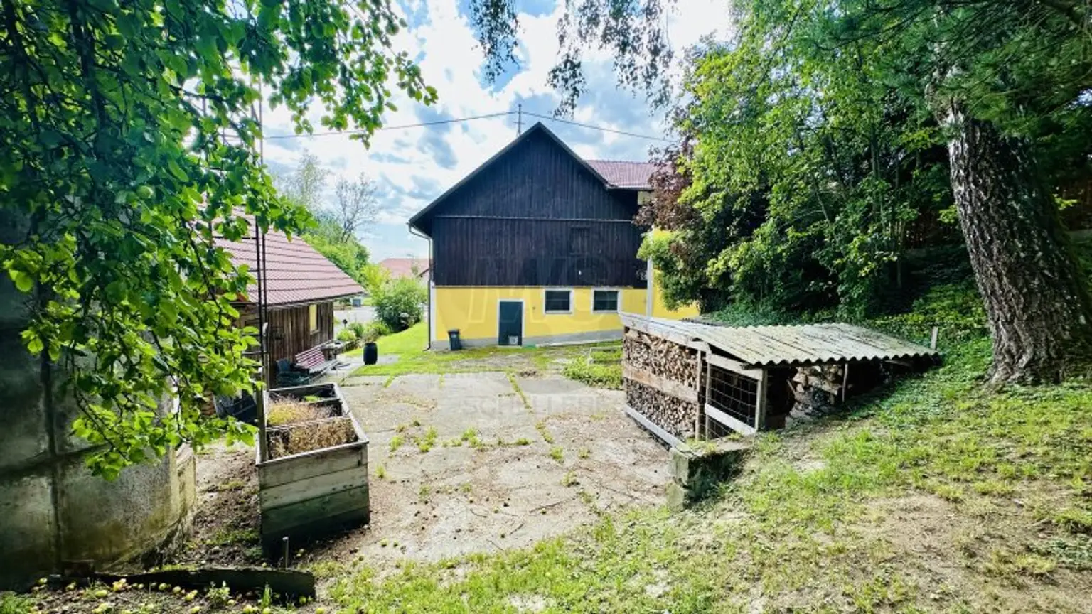 Großzügiges Einfamilienhaus mit sehr viel Platz