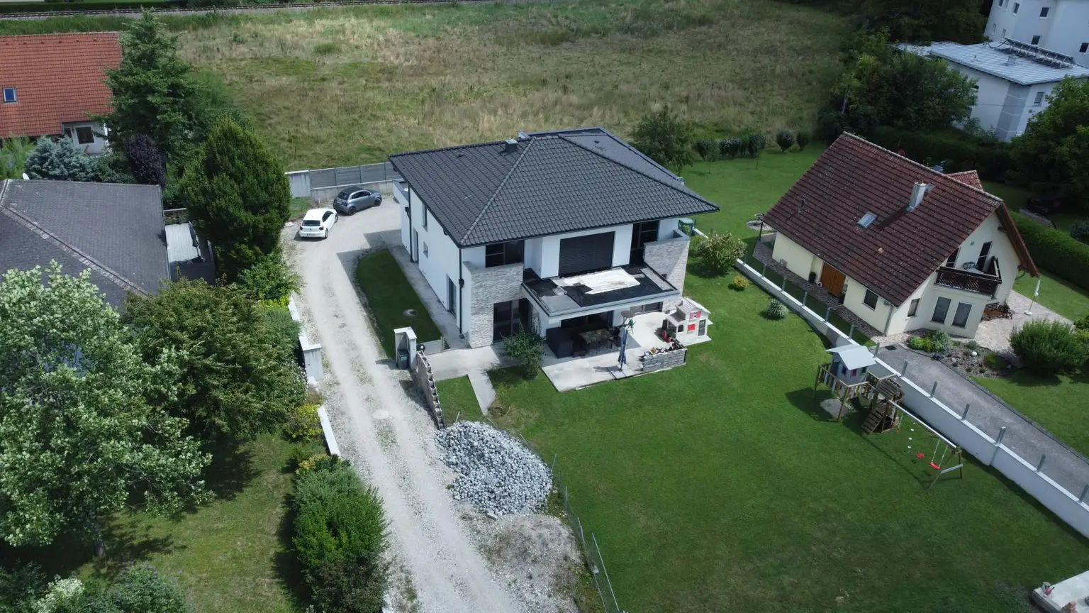 Exklusives Tech-Home mit Vollausstattung!