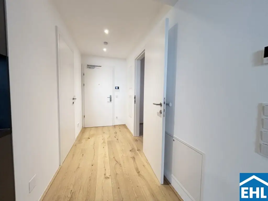 3-Zimmerwohnung mit Pool & Eigengarten!