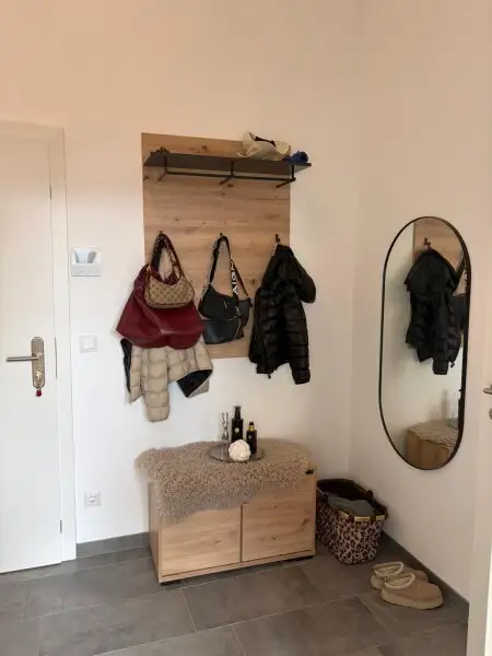 "Alles was ich brauche" - moderne 2-Zimmer-DG-Wohnung am Stadtrand von Salzburg