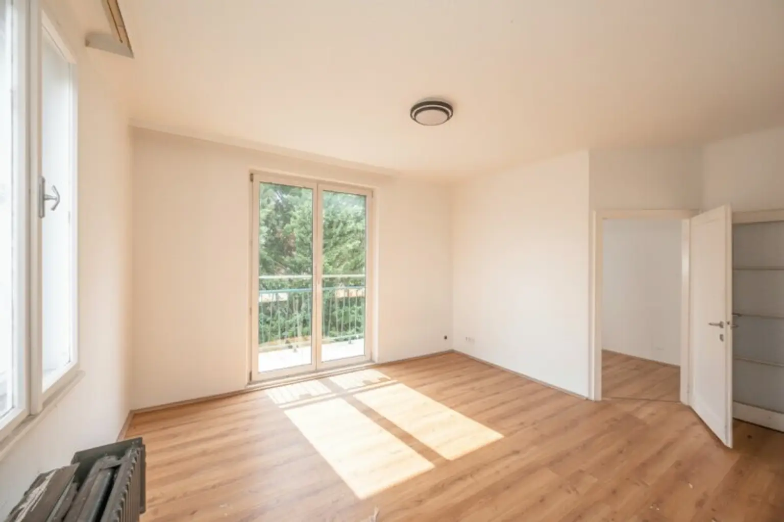 ++NEU++ 1,5-Zimmer Neubauwohnung mit getrennter Küche und Balkon!