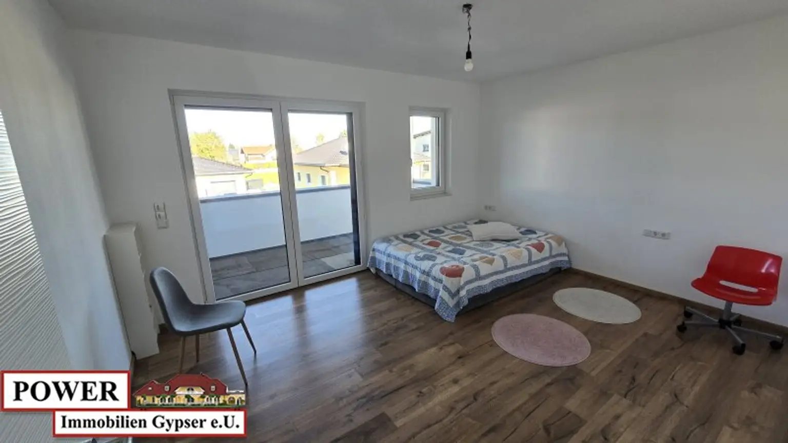 sofort zu beziehen ! Großzügiges, gemütliches Top Ausgestattetes Eckreihenhaus