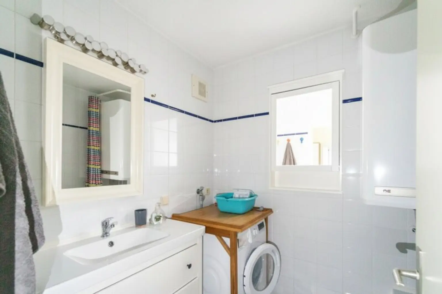 Badezimmer mit Wanne
