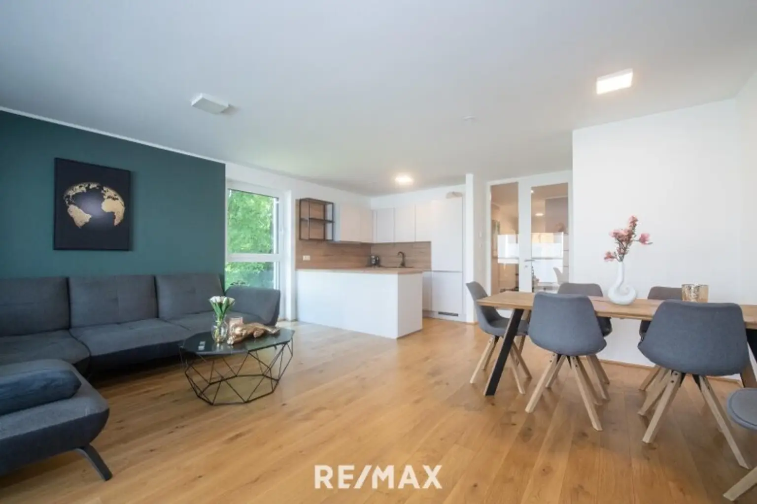 Wohn- Essbereich I Küche