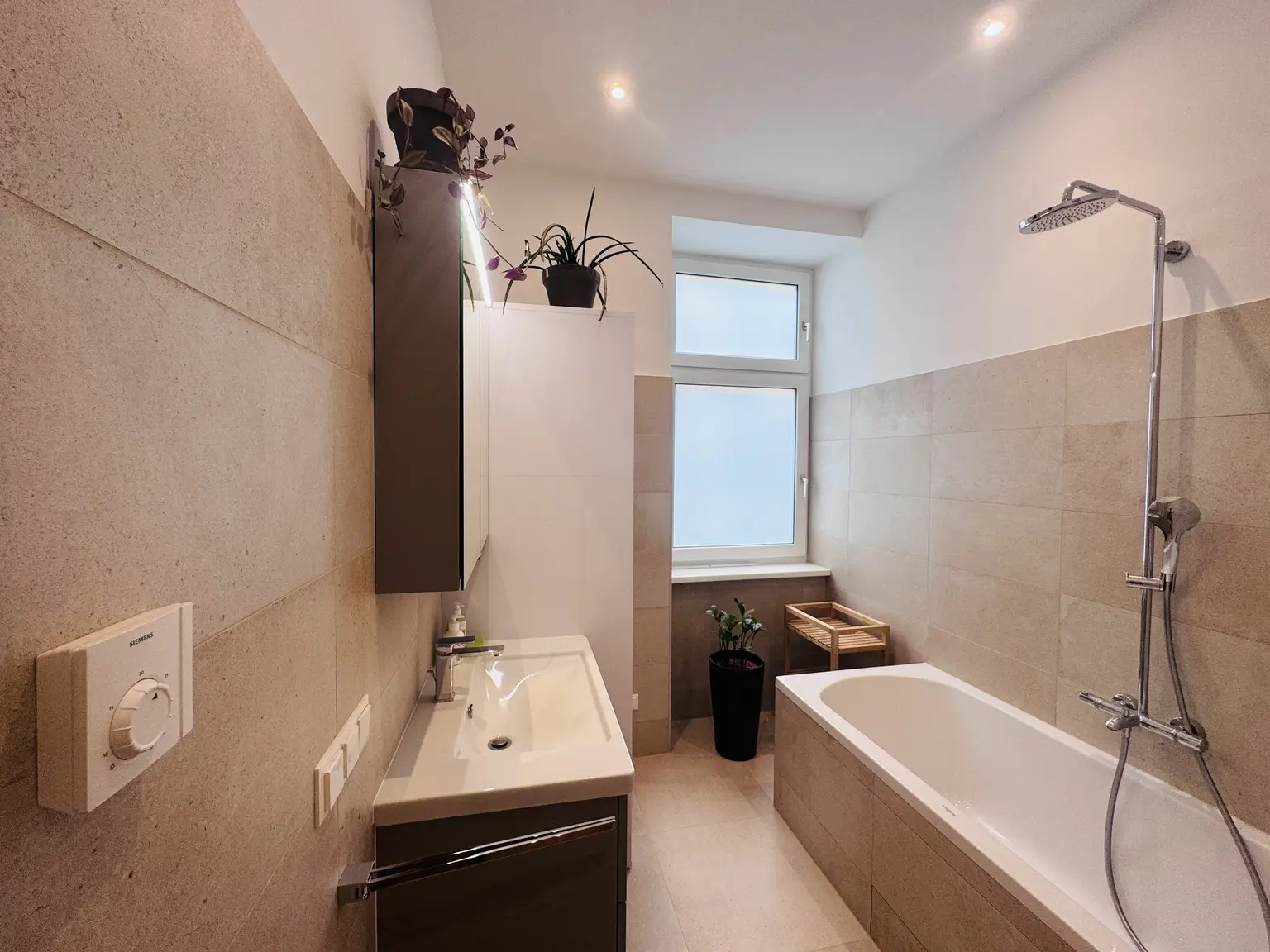 Stilvoller Erstbezug - Top Zustand I 3 Zimmerwohnung I Fußbodenheizung I U2 Messe Wien & WU-Wien & Prater Hauptallee