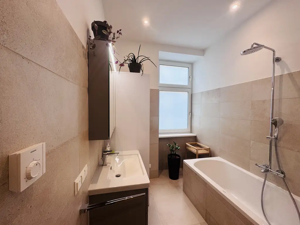 Stilvoller Erstbezug - Top Zustand I 3 Zimmerwohnung I Fußbodenheizung I U2 Messe Wien & WU-Wien & Prater Hauptallee