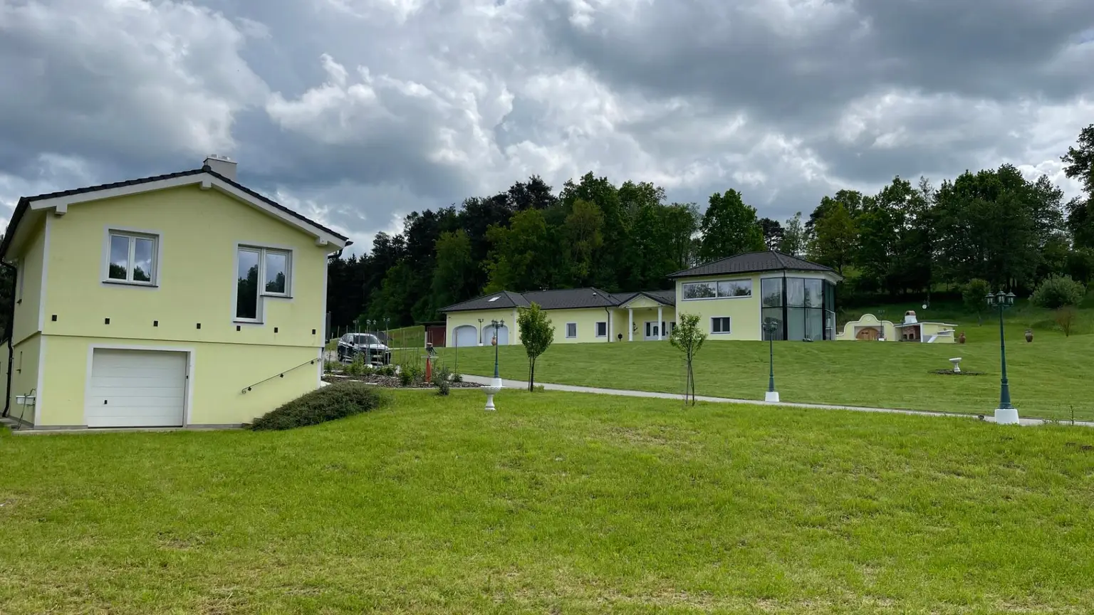 Gästehaus unterkellert