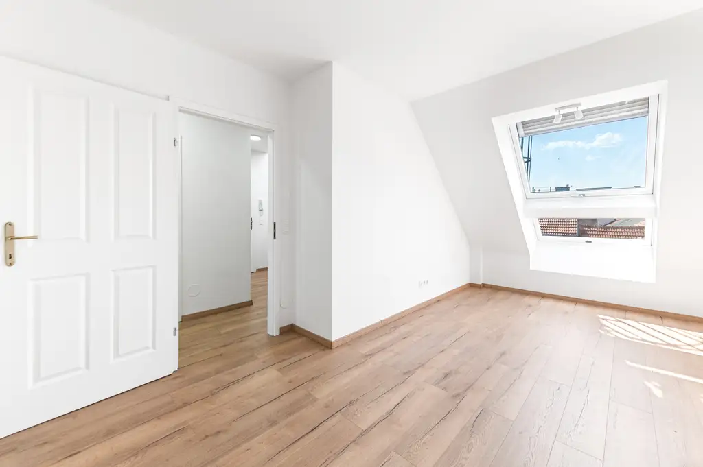 Stilvolle Dachgeschoßwohnung mit Terrasse & U-Bahn-Nähe in 1030