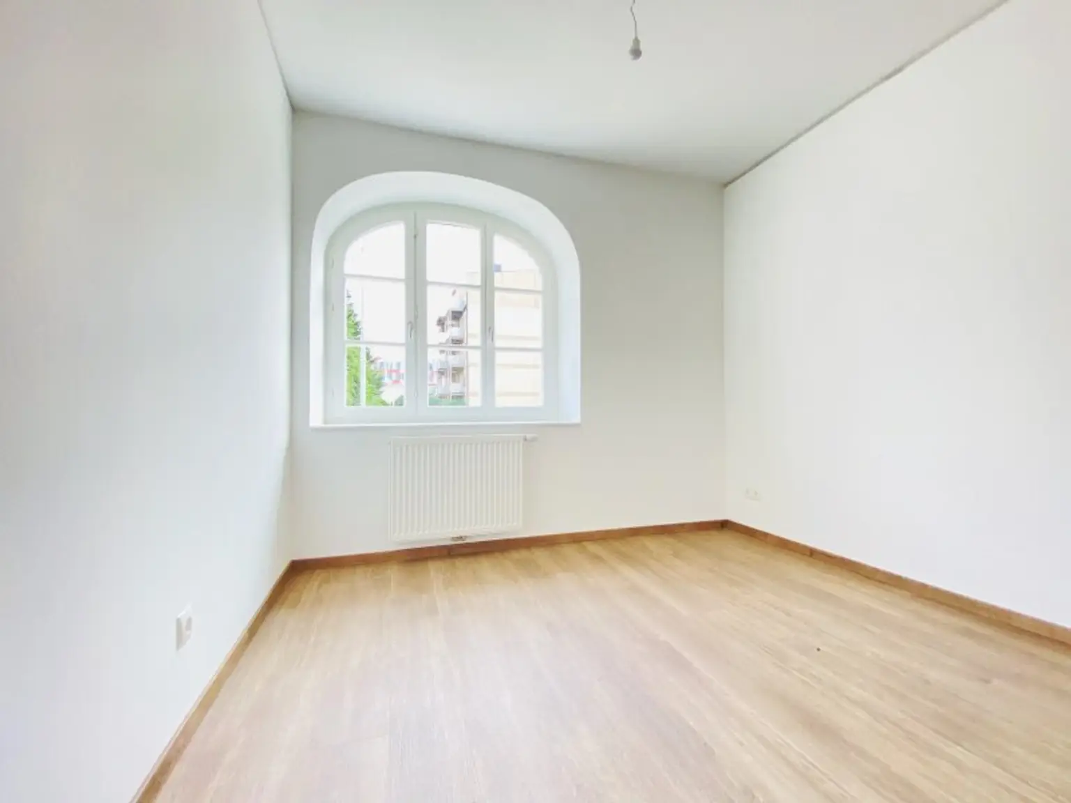 Licht und klare Linien prägen das Ambiente dieser Wohnung - GEFÖRDERT!