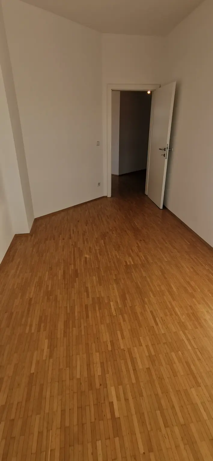 Zimmer I