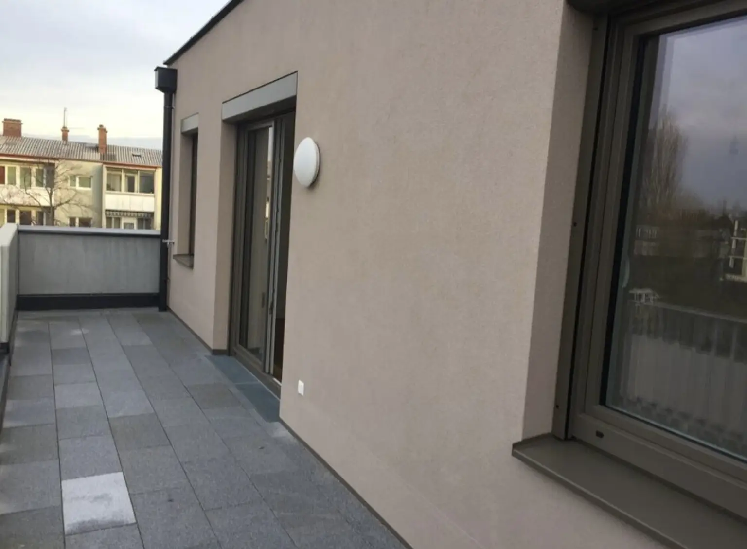 Dachgeschoß mit 3 Zimmer und 2 Terrassen!