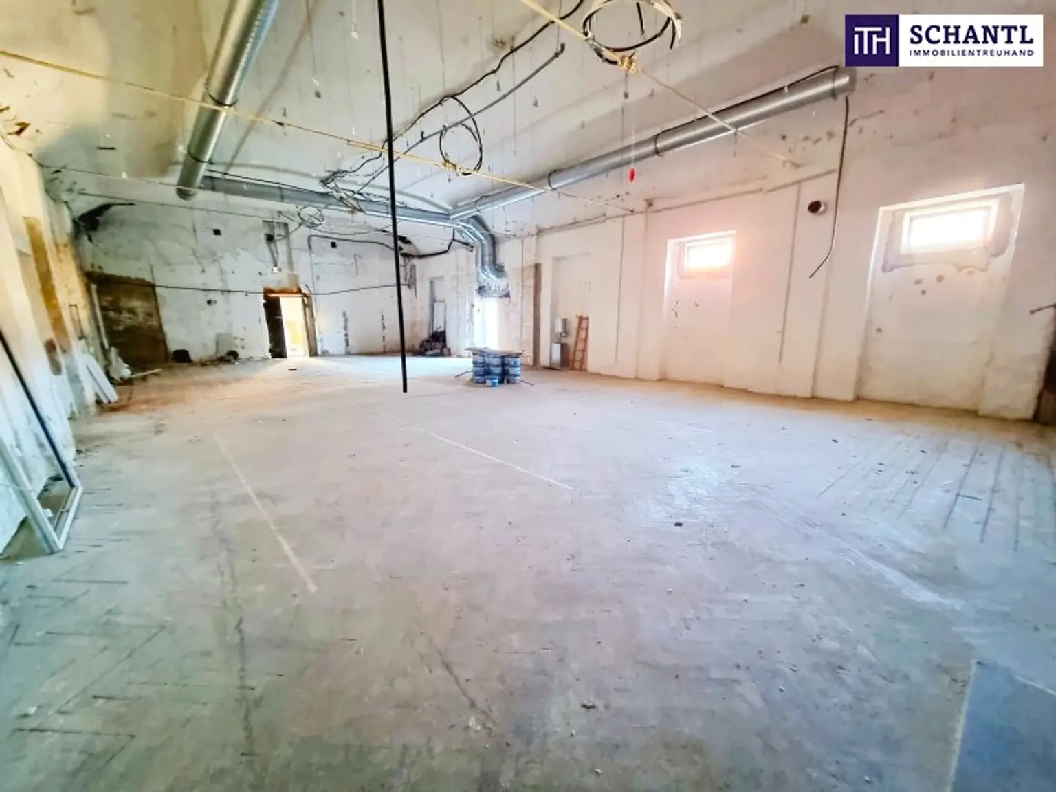 TOP Investment - Zirka 5,9% Rendite aktuell! Zirka 3000m² bei Abbruch-Neubau möglich! Schnappen Sie sich dieses Sorglos-Paket mit großem Potential!