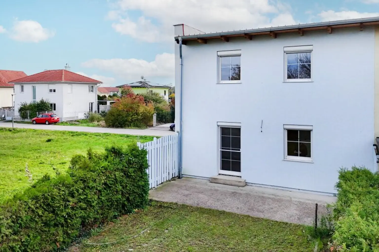 Gemütliches Zuhause mit Garten und 2 Stellplätzen in ruhiger Lage