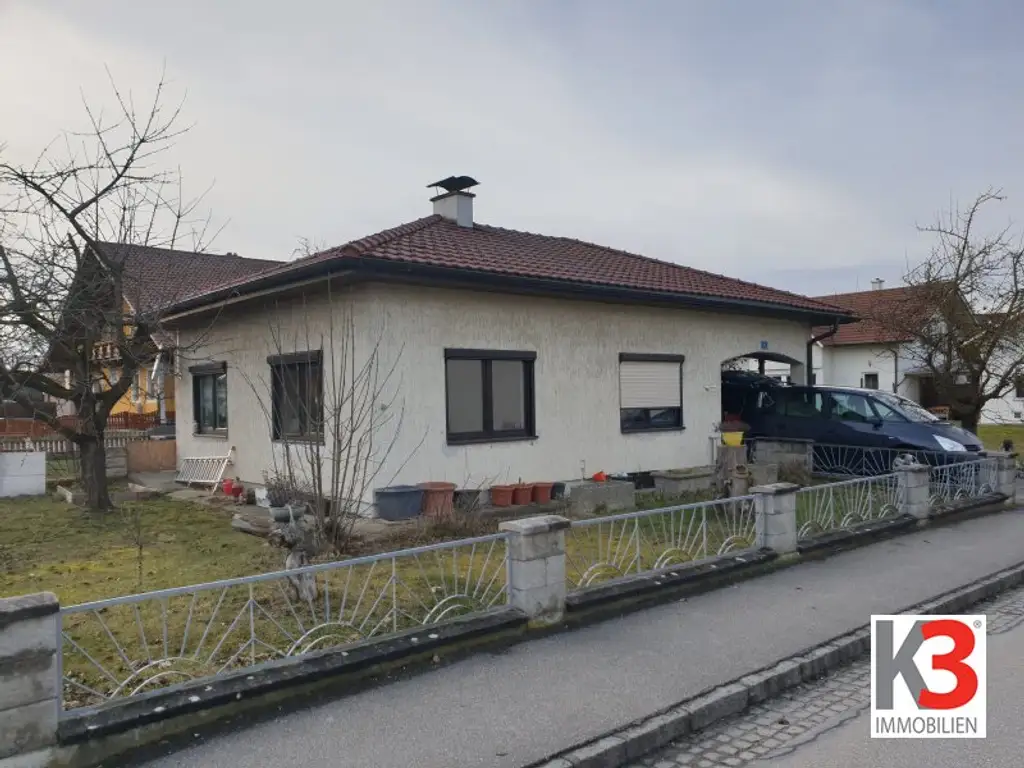 !!! Kleiner ruhig gelegener Bungalow mit Baugrund in der Nähe von Braunau !!!
