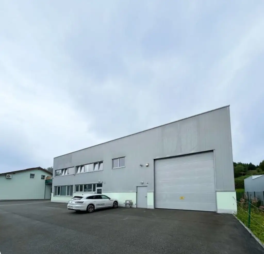 Große Büroeinheit über zwei Etagen mit moderner Ausstattung in Pinsdorf zu mieten!