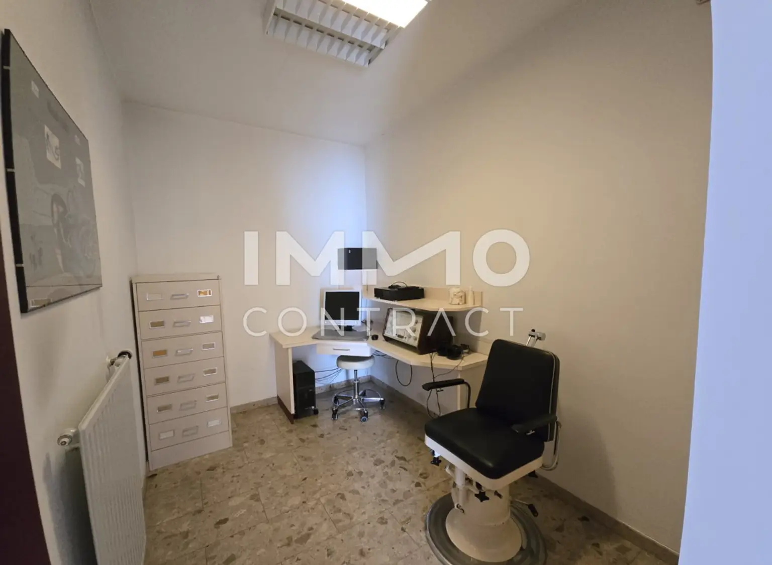 Betriebsbereite Ordination in Oberwart - zentrale Lage mit Parkplätzen - Graf Erdödistraße 24a