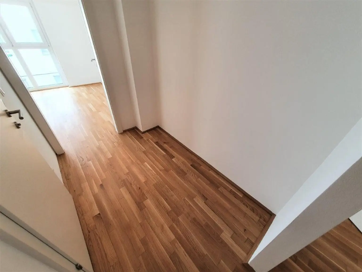 Helle Neubauwohnung, großzügige Aufteilung // Nähe U6!!