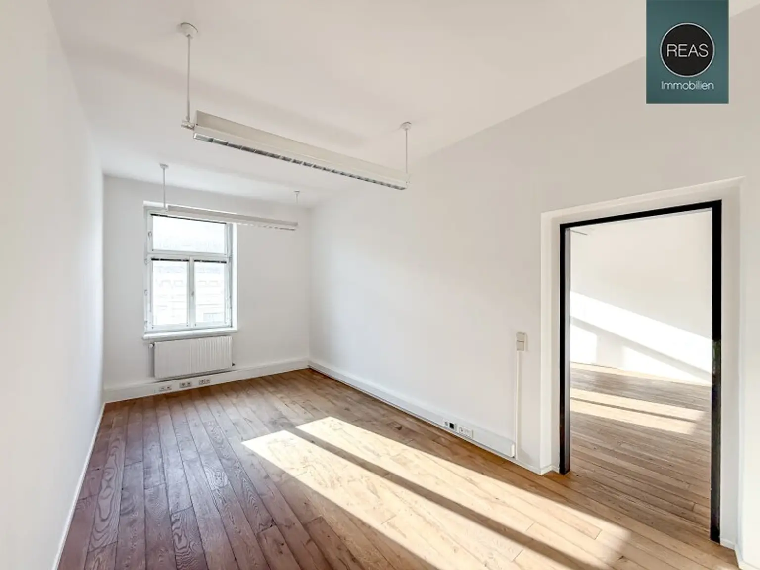 Modernes Büro mit Terrasse nahe Naschmarkt! Garage verfügbar!