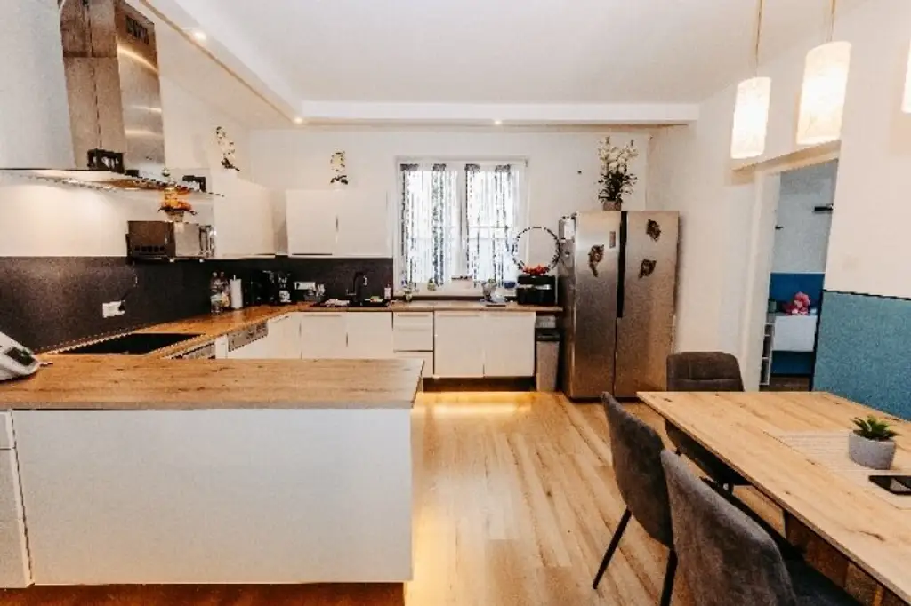 Verlieben sie sich in diese  generalsanierte Immobilie