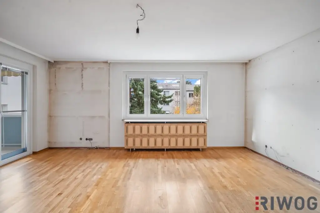 4 Zimmer - Loggia - Stellplatz - Top Infrastruktur- Ruhelage nahe dem Maurer Berg