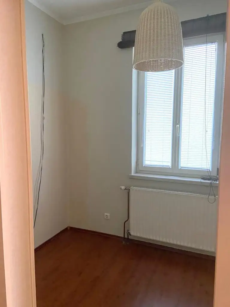 Wohnhaus mit Garten und Terrasse