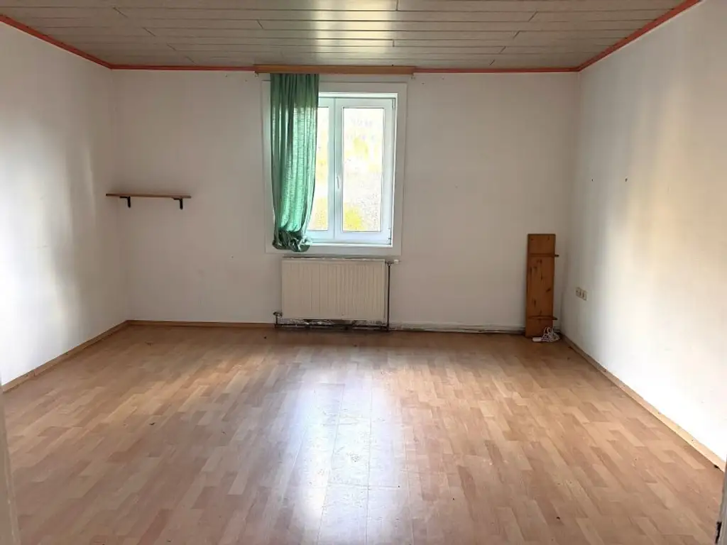 MEHRPARTEIENHAUS IN NEUBERG - BAURECHTSANGEBOT