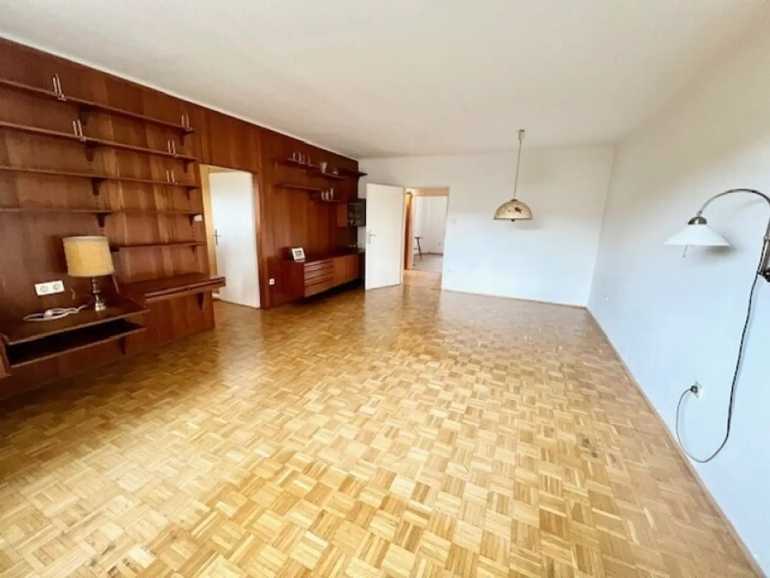 Praternähe/Donaukanal! 96 m2 - gut aufgeteilte 3 Zimmer-Wohnung, extra Küche!