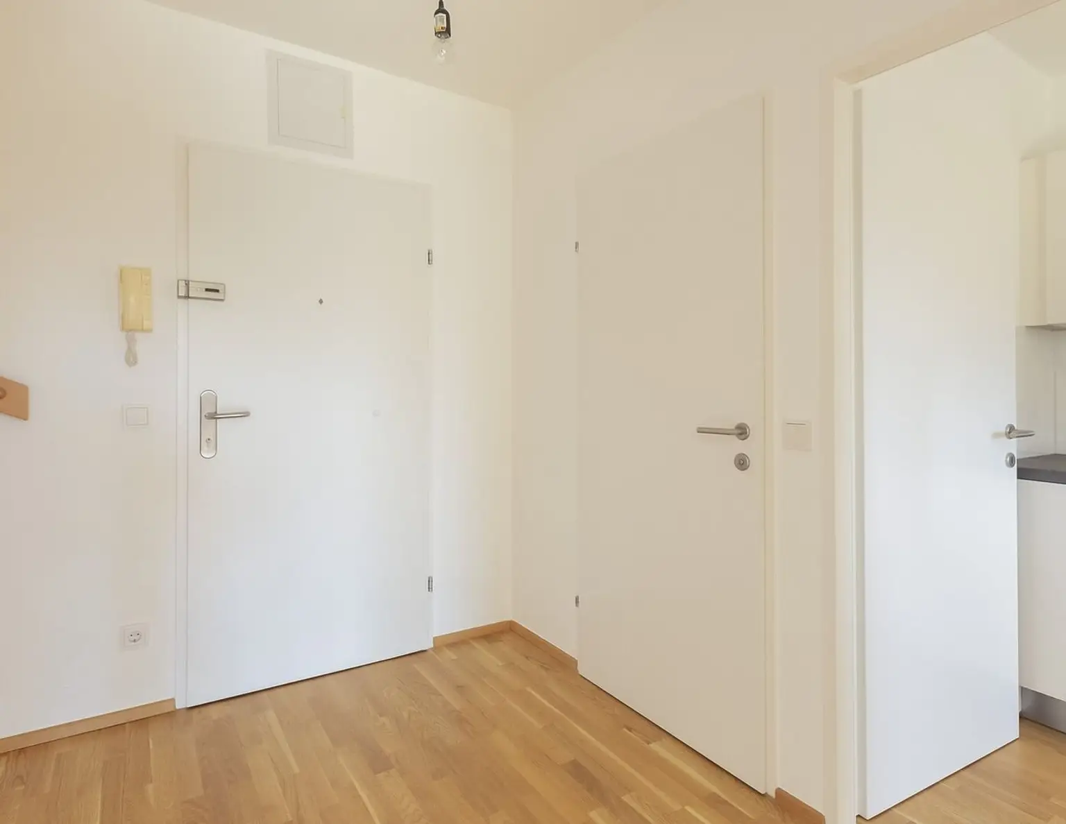 Kornhäuselgasse | Maisonette Wohnung mit Loggia und Einbauküche