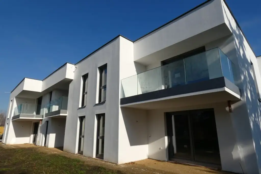 NIEDRIGENERGIE NEUBAUWOHNUNG MIT GARTEN BEREITS BELAGSFERTIG