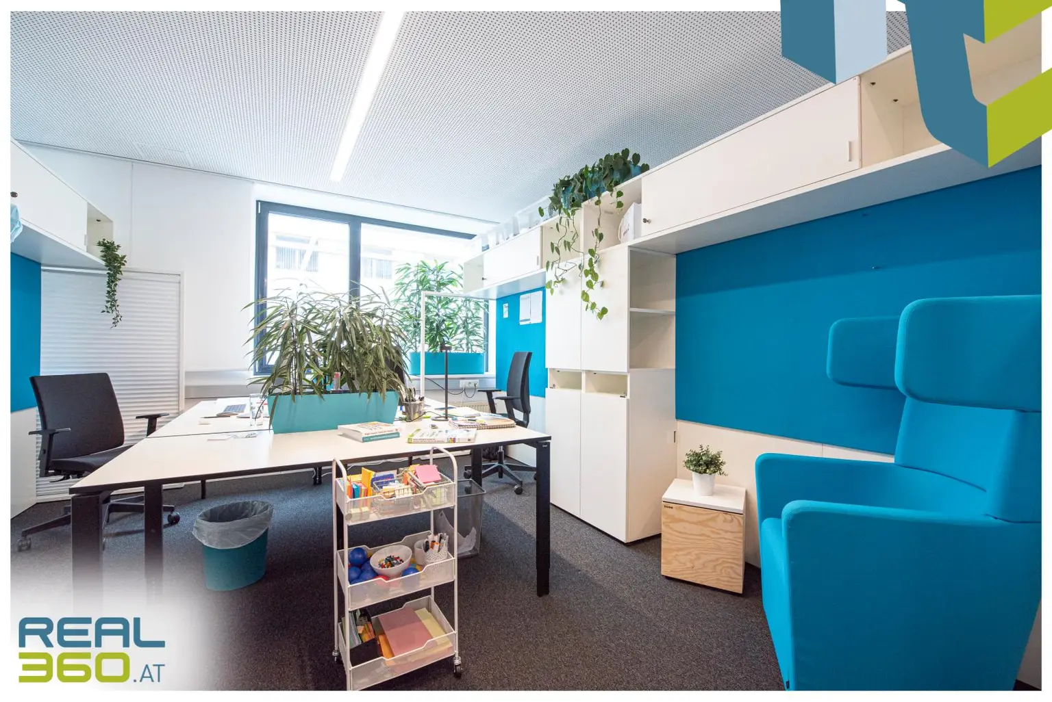 Weitere 2 Arbeitsplätze