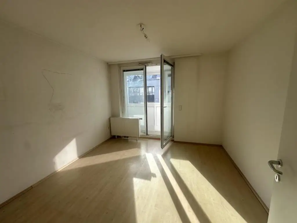 3 Zimmer Eigentum mit Loggia und Erker