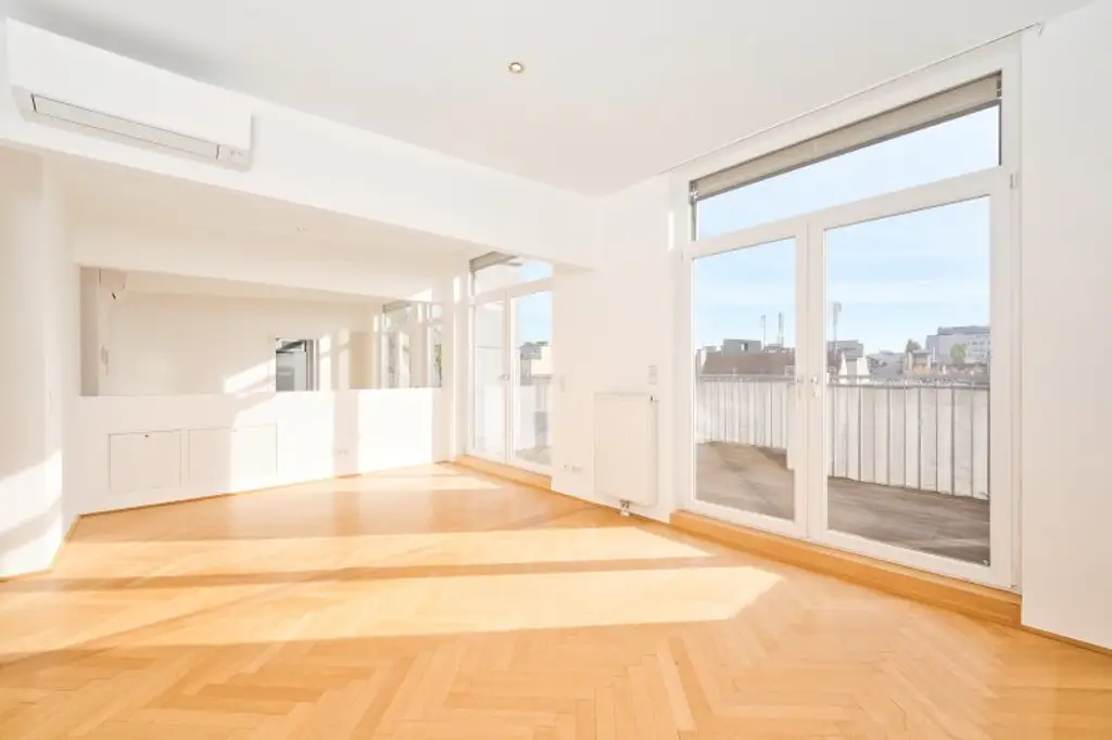 Panoramablick: Maisonette mit zwei Terrassen & 35m² Studio in der Josefstadt!
